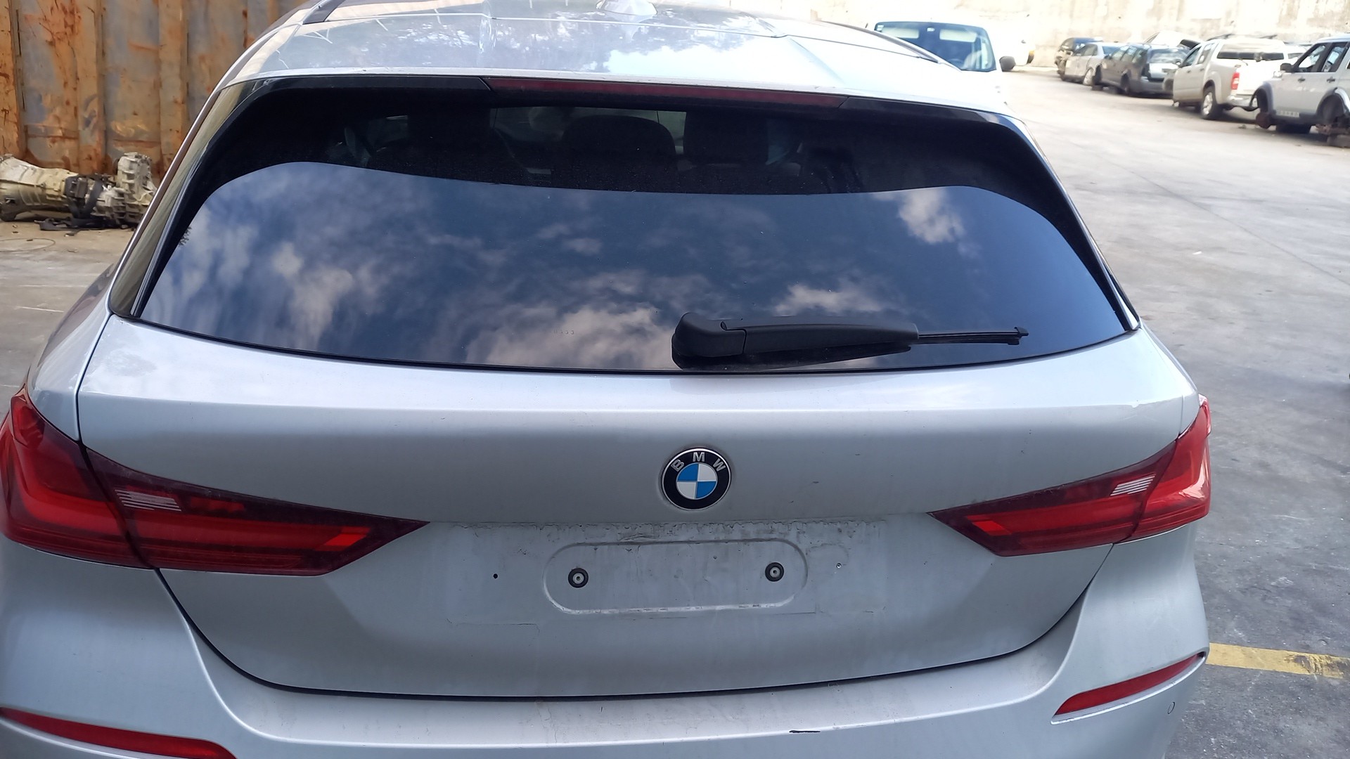 Traseira Completa BMW 1 (F40) | 19 -  Imagem-1