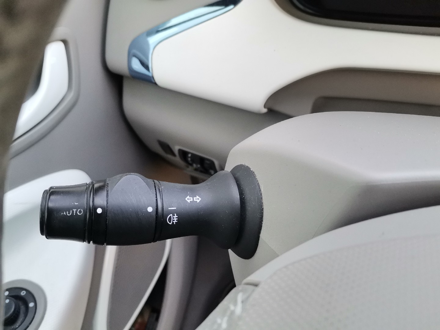 Manetes Luzes/Piscas e Limpa-vidros RENAULT ZOE (BFM_) | 12 - 