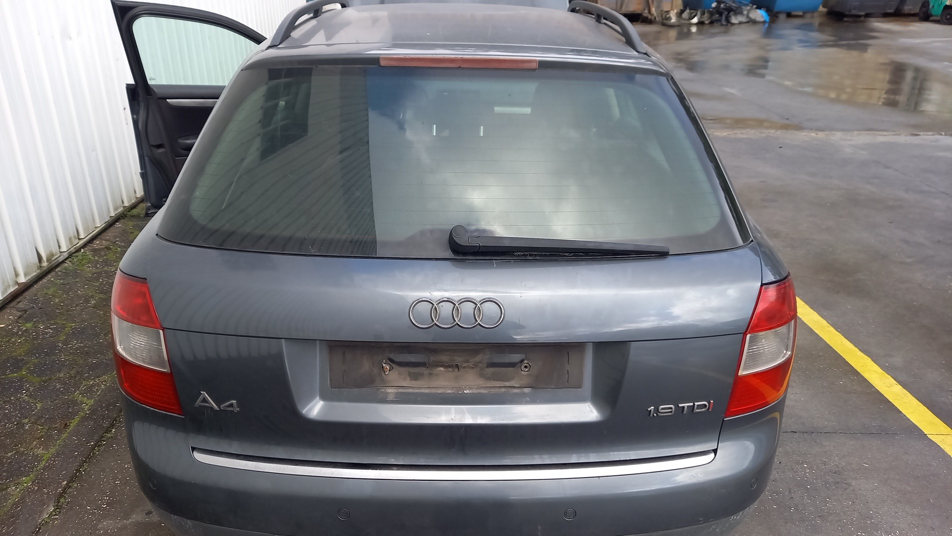 Tampa da Mala AUDI A4 Avant (8E5, B6) | 00 - 05