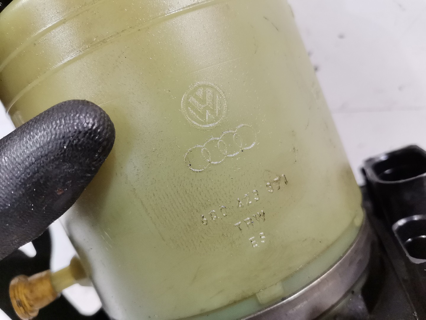 Bomba Direção Assistida VOLKSWAGEN POLO (9N_) | 01 - 14 Imagem-2