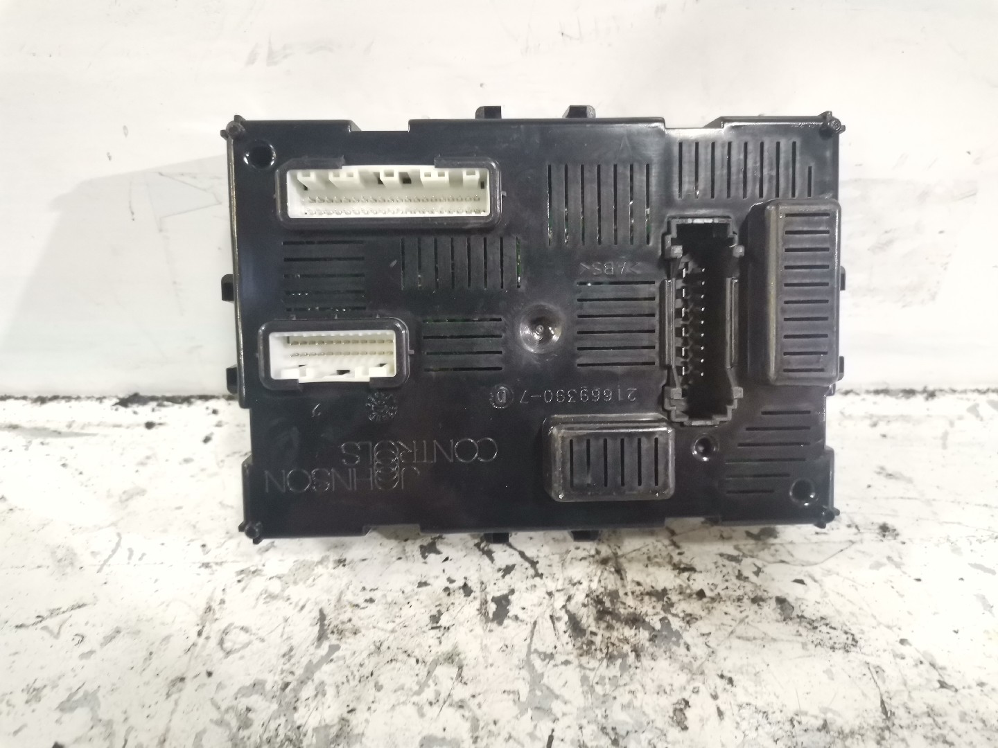 Engine Module RENAULT CLIO III (BR0/1, CR0/1) | 05 - 