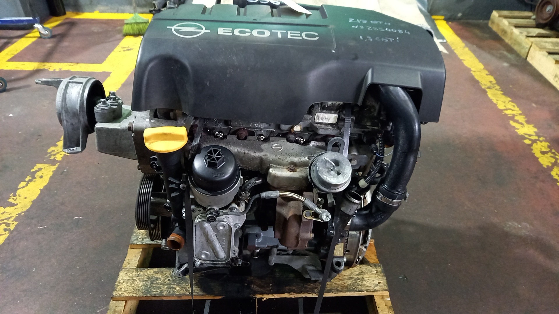 Motor Diesel OPEL ASTRA H Combi (A04) | 04 - 14 Imagem-1