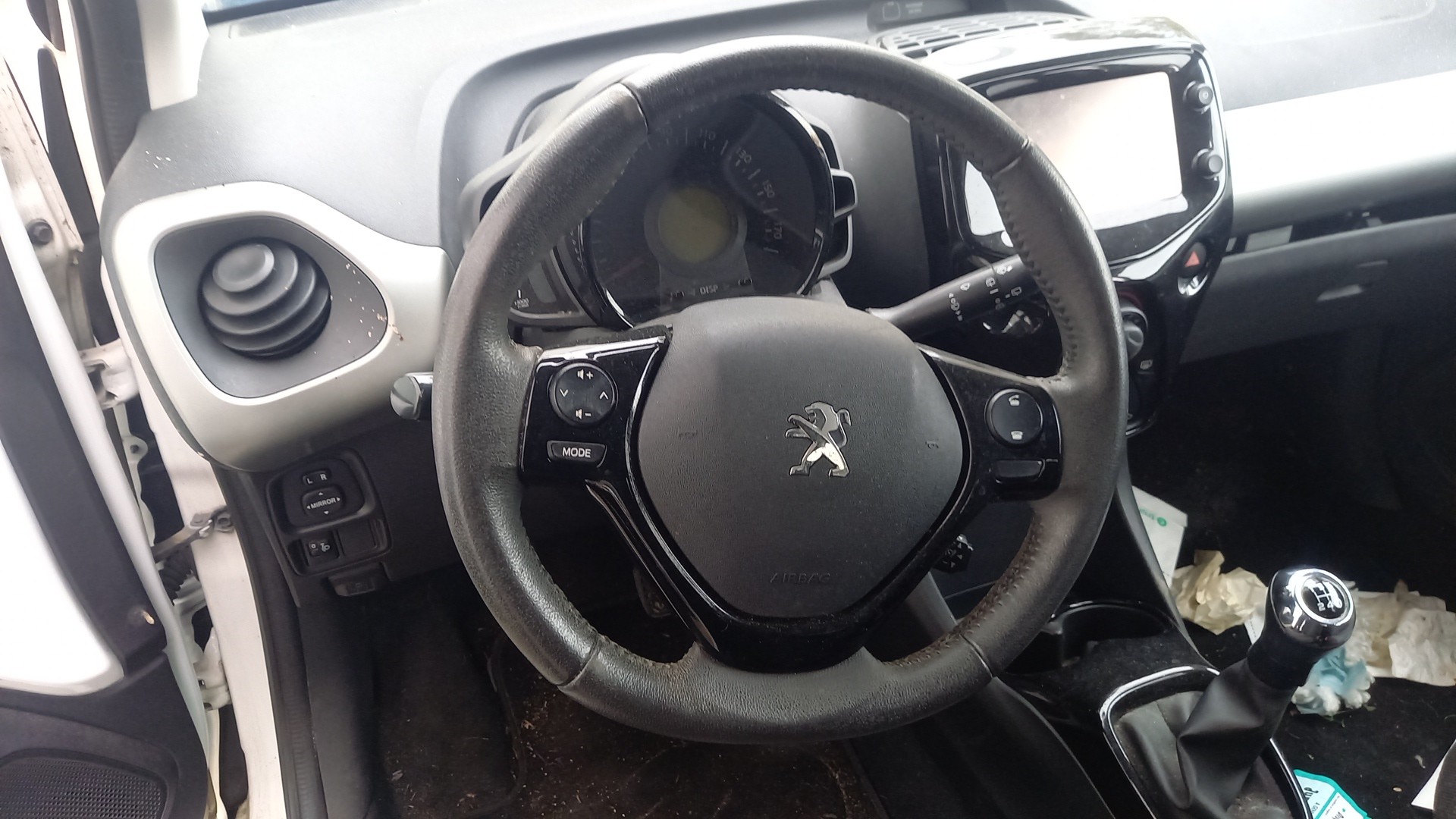 Volante PEUGEOT 108 | 14 - 