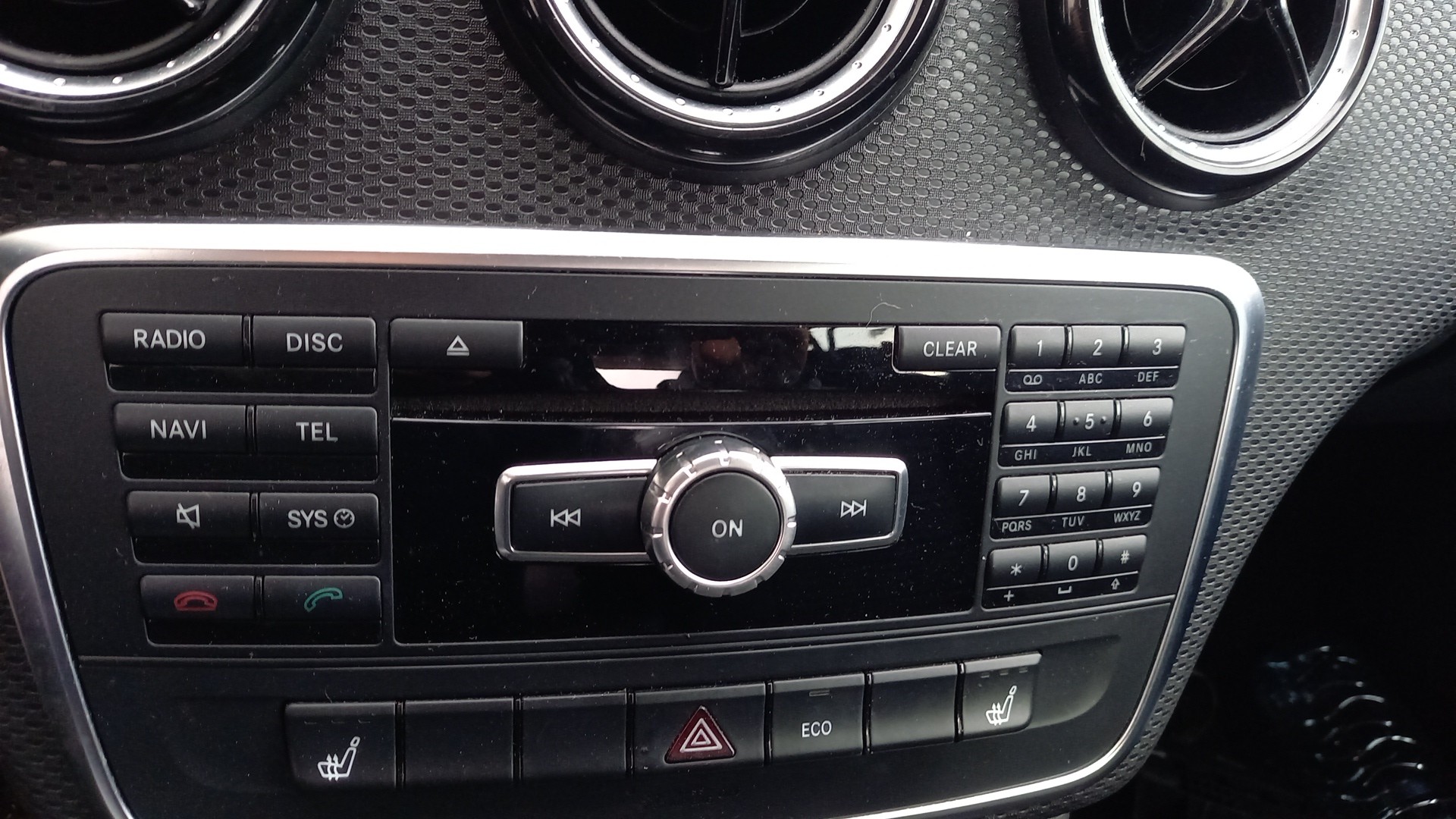 Rádio MERCEDES-BENZ A-CLASS (W176) | 12 - 18