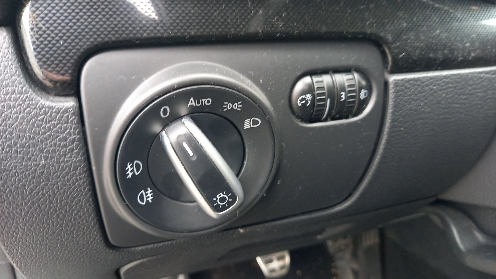 Botão / Interruptor Luzes VOLKSWAGEN GOLF VI (5K1) | 08 - 14