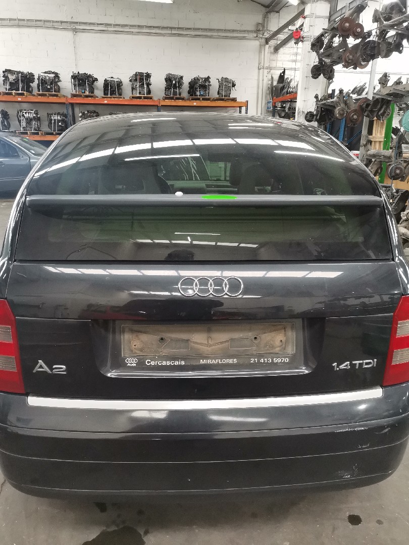 Tampa da Mala AUDI A2 (8Z0) | 00 - 05