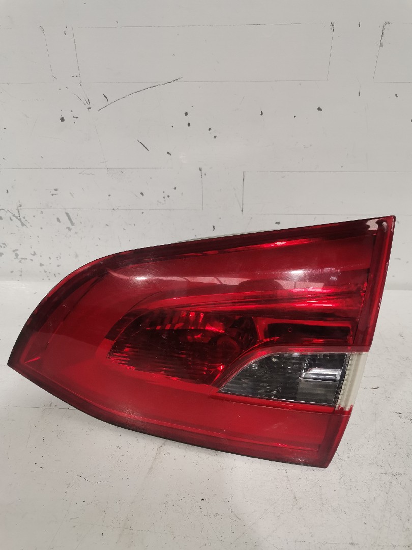 Farolim Traseiro Mala Direito PEUGEOT 308 SW II | 14 -  Imagem-1