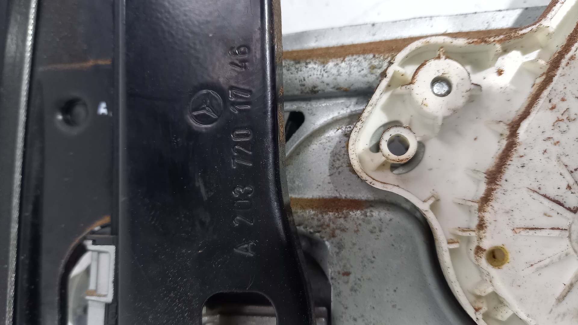 Elevador de Vidro Tras Direito MERCEDES-BENZ C-CLASS (W203) | 00 - 07 Imagem-1