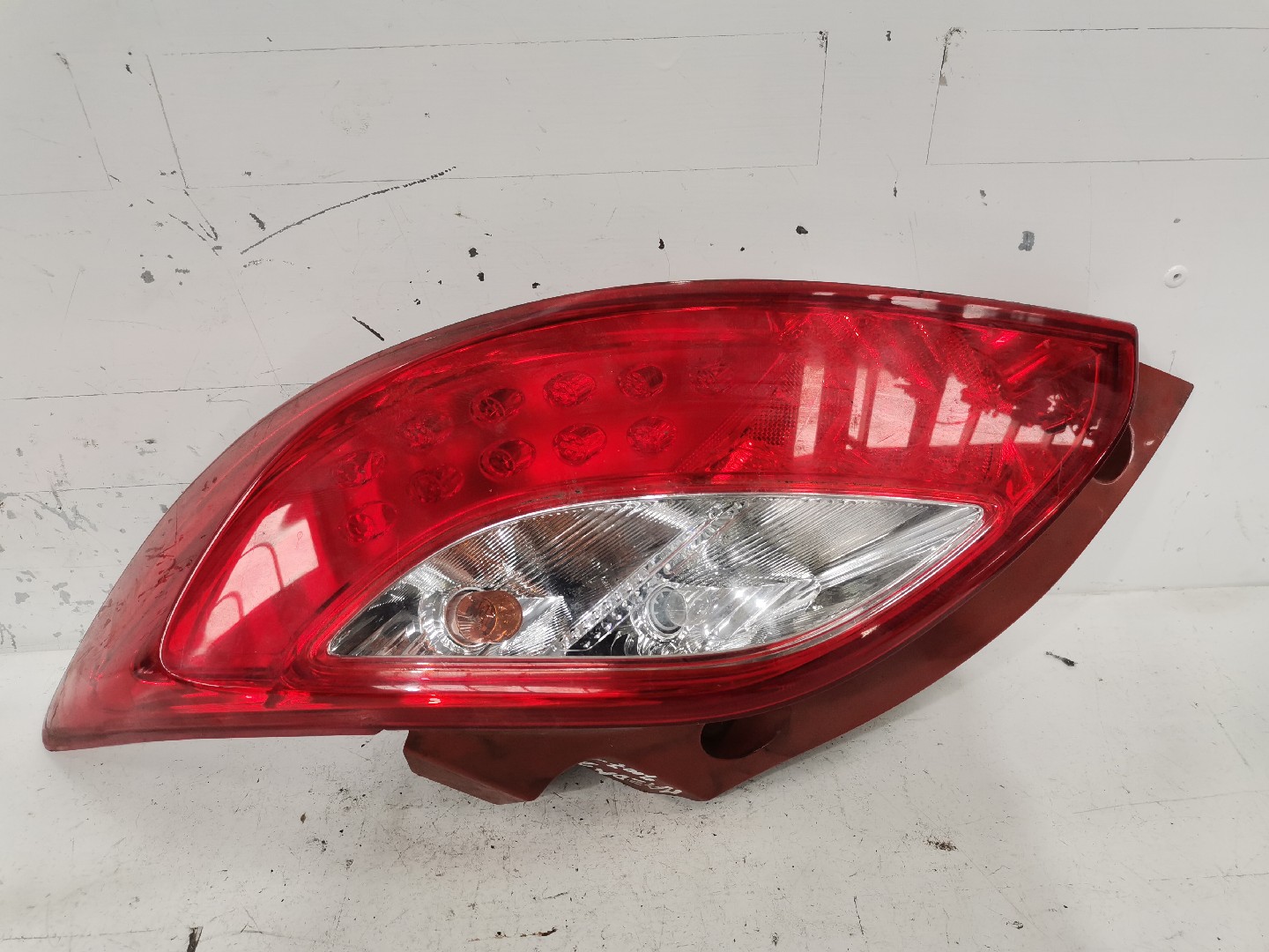 Right Tail Light  MAZDA 2 (DE_, DH_) | 07 - 15