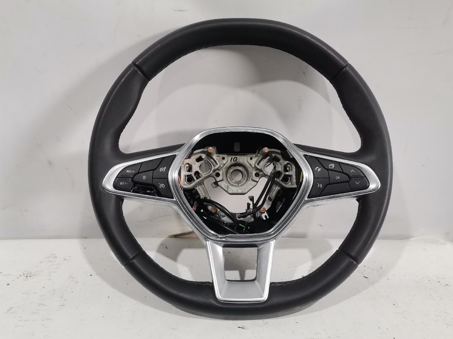 Volante RENAULT CLIO V (BF_) | 19 - 