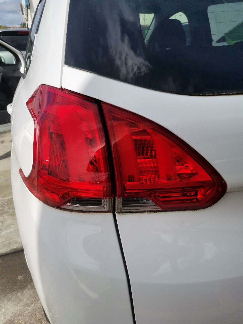 Farolim Traseiro Esquerdo PEUGEOT 2008 I 