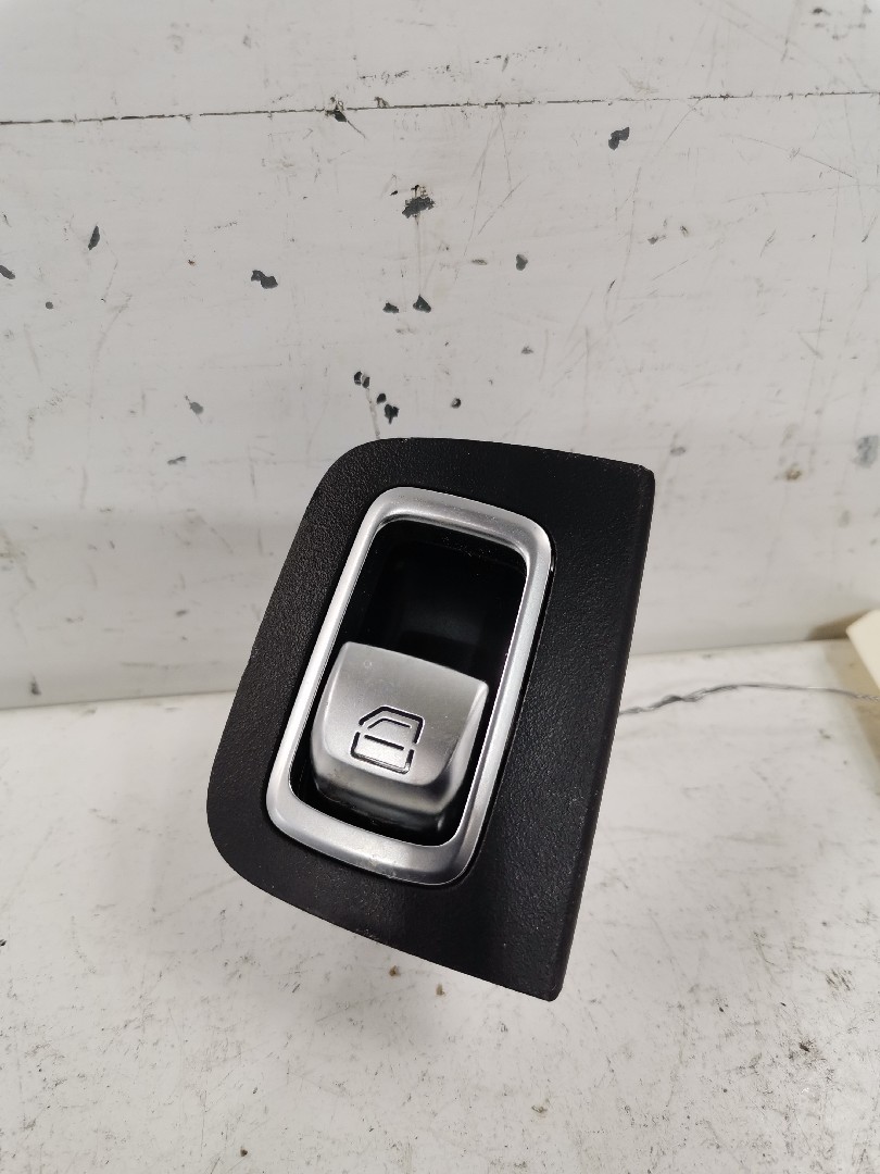 Botão / Interruptor Vidro Trás Esquerdo MERCEDES-BENZ C-CLASS T-Model (S205) | 14 - 