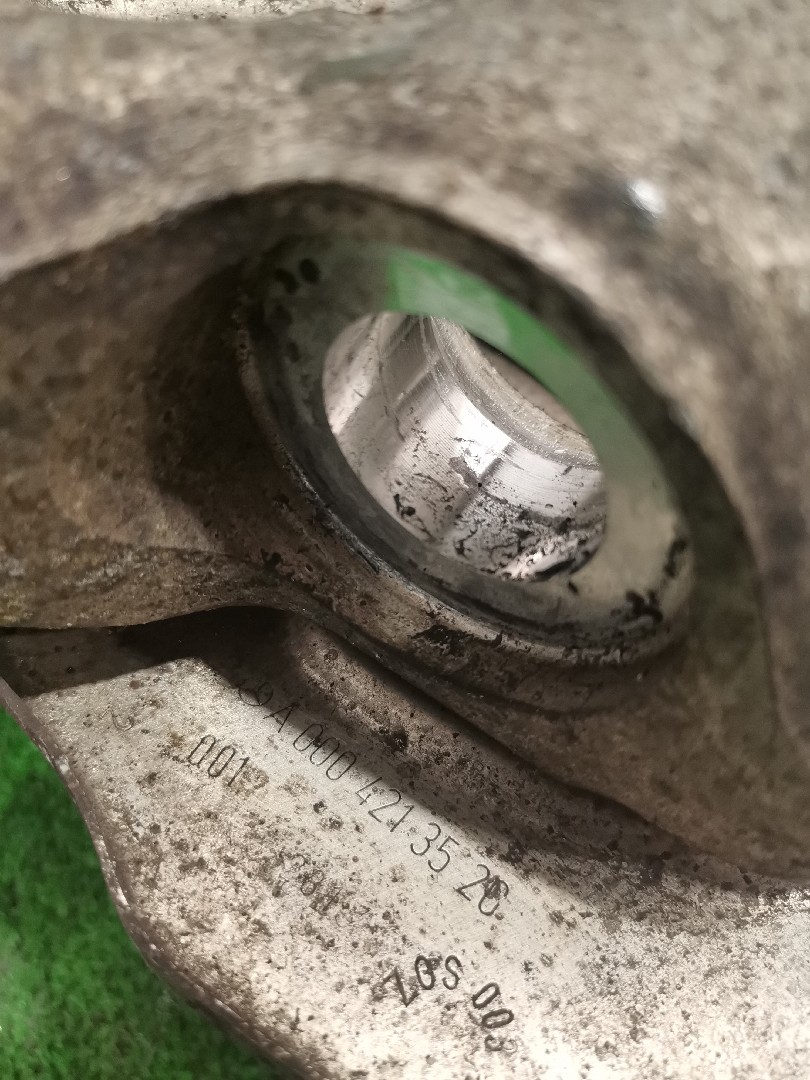 Manga de Eixo Frente Lado Esquerdo MERCEDES-BENZ C-CLASS T-Model (S205) | 14 -  Imagem-1