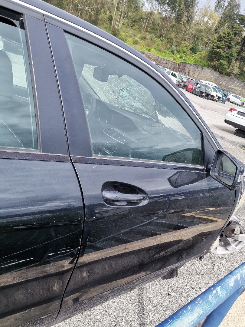 Porta Frente Lado Direito MERCEDES-BENZ C-CLASS (W204) | 07 - 15