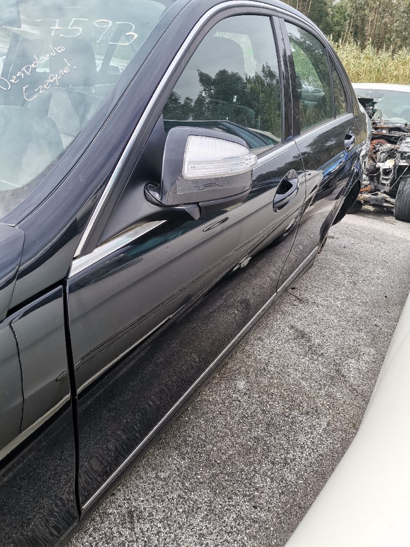 Porta Frente Lado Esquerdo MERCEDES-BENZ C-CLASS (W204) | 07 - 15