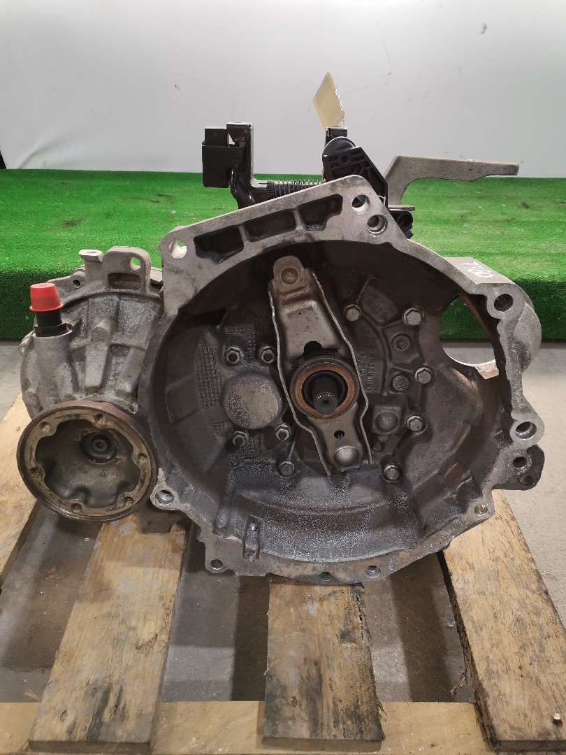 Caixa de Velocidades Manual VOLKSWAGEN POLO (6R1, 6C1) | 09 - 
