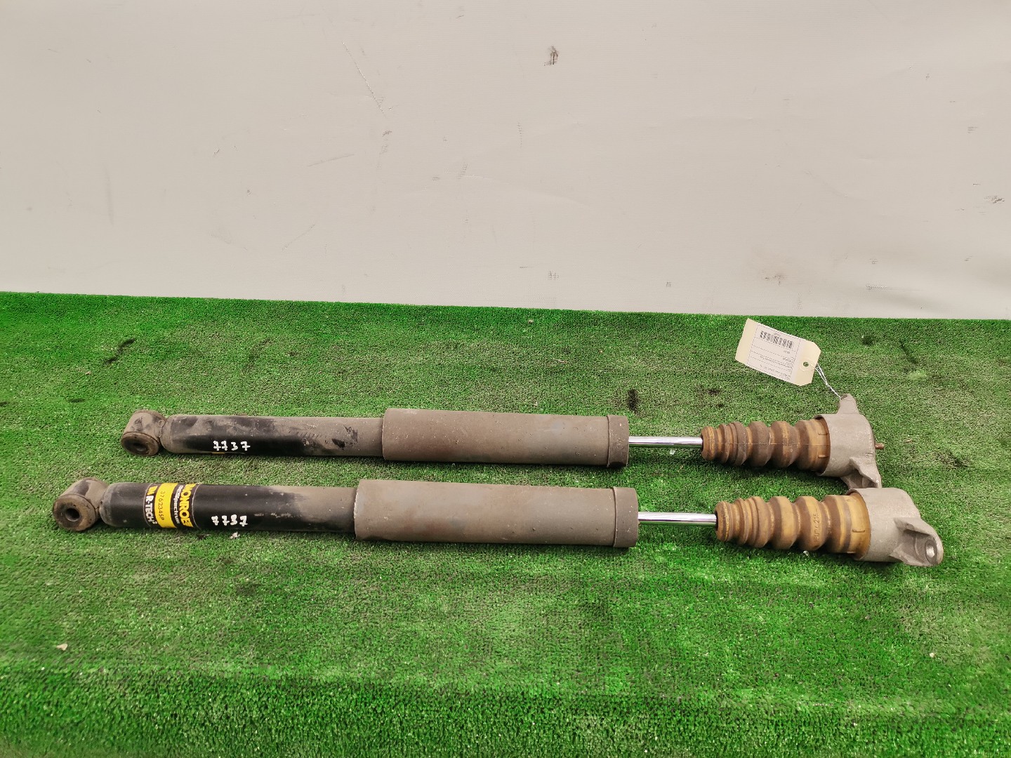 Amortecedores Conjunto Trás FORD C-MAX (DM2) | 07 - 10