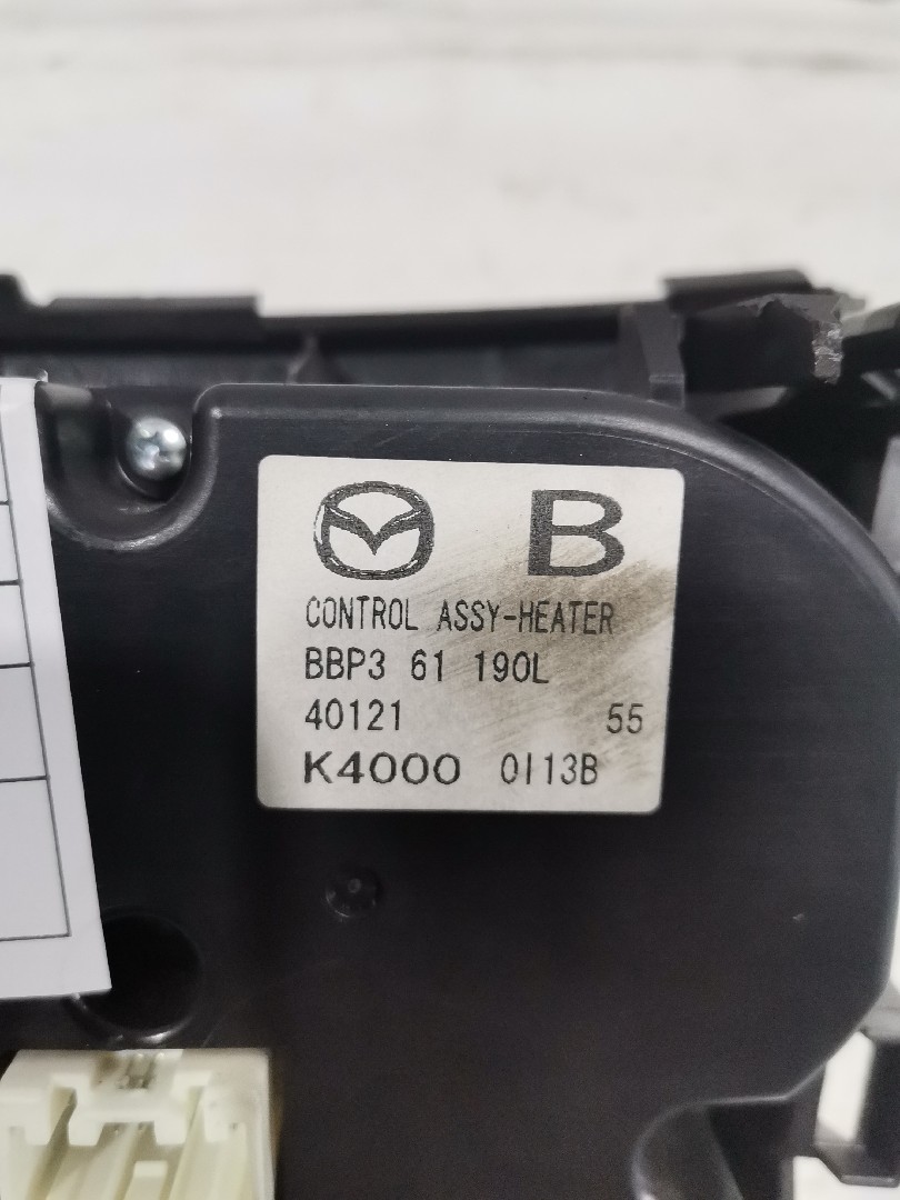 Comando Climatização MAZDA 3 três volumes (BL) | 08 - 14
