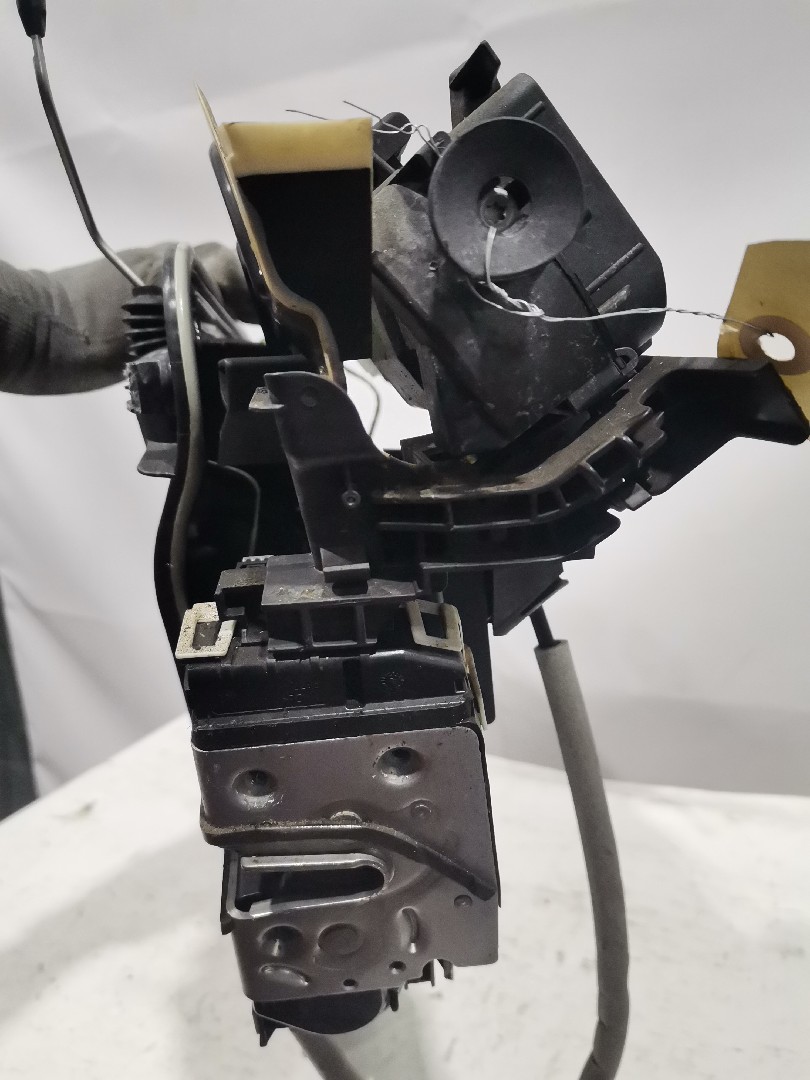 Fechadura Frente Lado Direito MERCEDES-BENZ A-CLASS (W176) | 12 - 18 Imagem-1