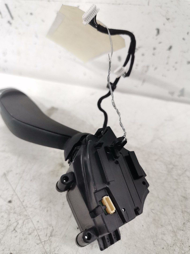 Manete / Manípulo Limpa-vidros MERCEDES-BENZ CLA Coupé (C117) | 13 - 19 Imagem-1