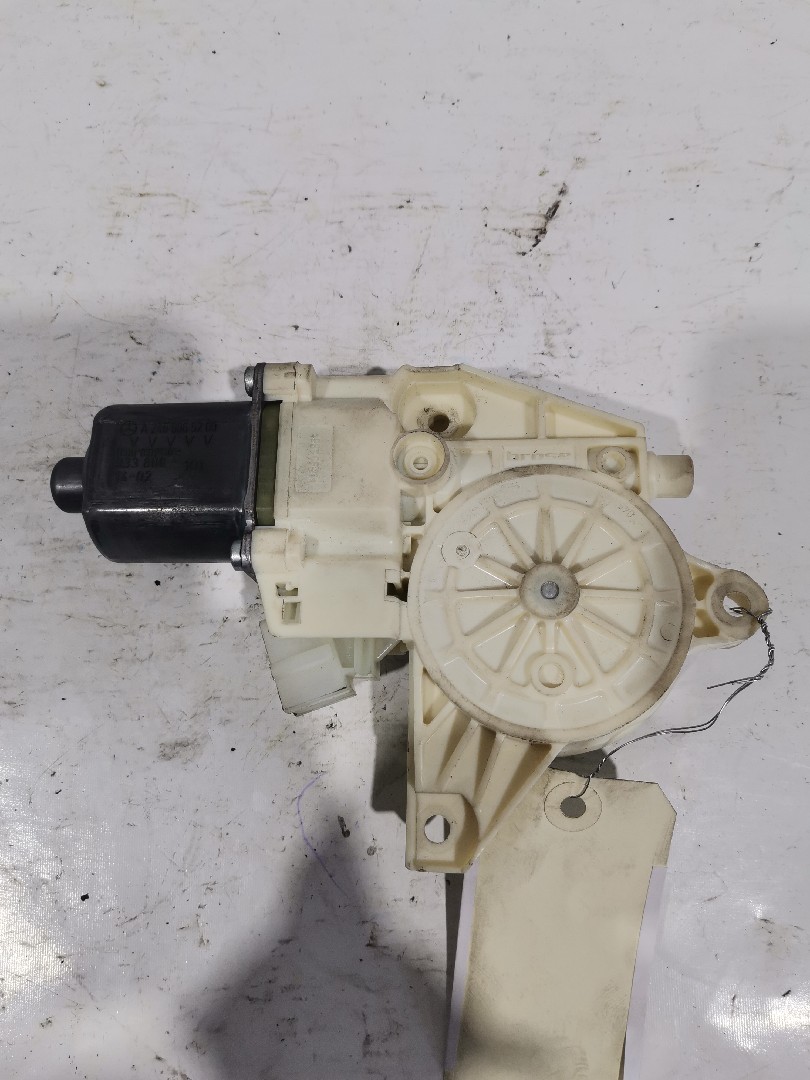 Motor Elevador Vidro Frente Direito MERCEDES-BENZ A-CLASS (W176) | 12 - 18 Imagem-3