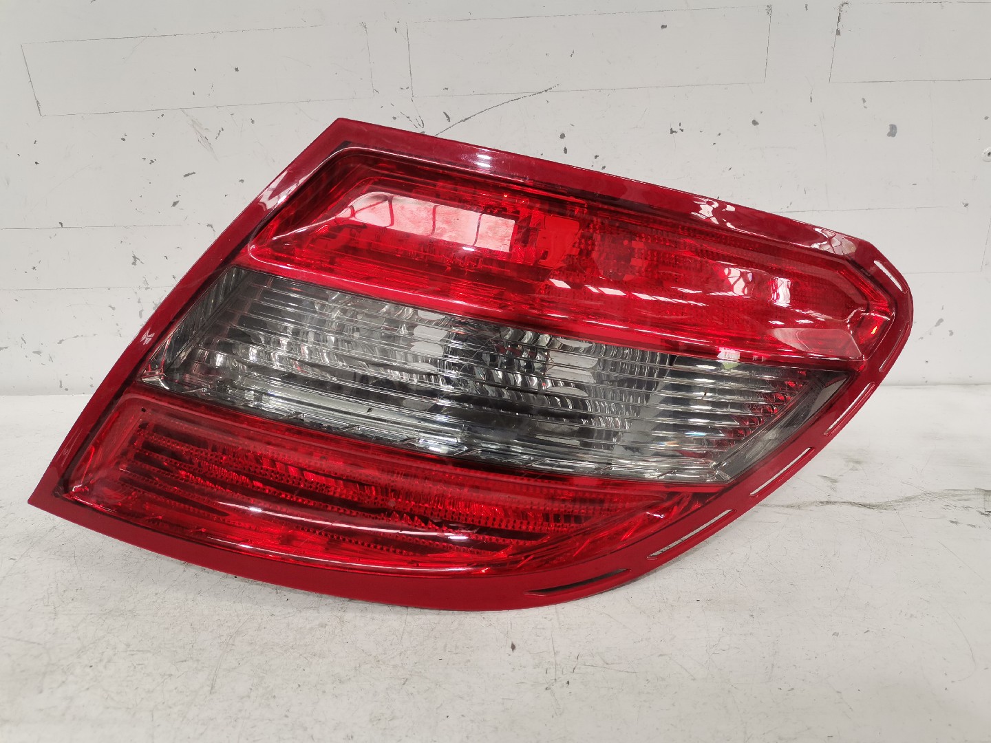 Right Tail Light  MERCEDES-BENZ C-CLASS (W204) | 07 - 15