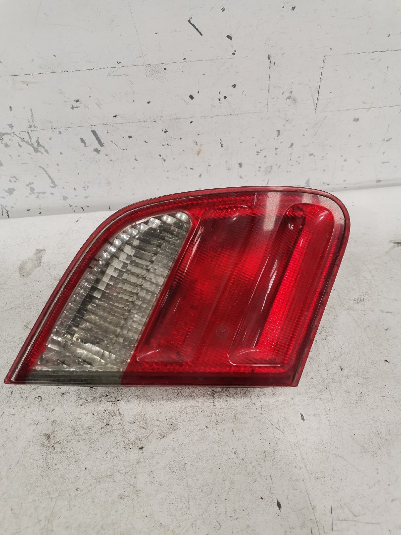 Farolim Mala Esquerdo MERCEDES-BENZ E-CLASS (W210) | 95 - 03