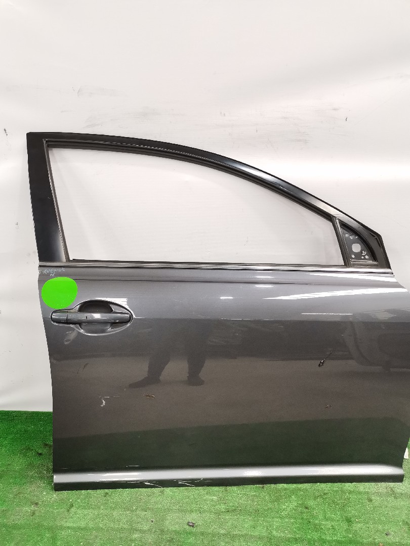 Porta Frente Lado Direito TOYOTA AVENSIS Combi (_T25_) | 03 - 08