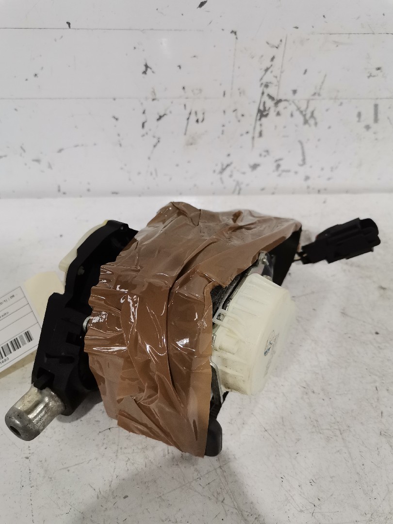 Pré-Tensor/Cinto Frente Direito RENAULT CLIO III (BR0/1, CR0/1) | 05 - 