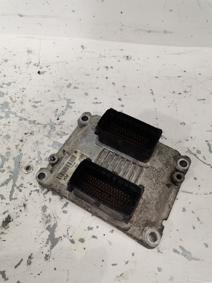 Módulo / Centralina OPEL CORSA D (S07) | 06 - 14