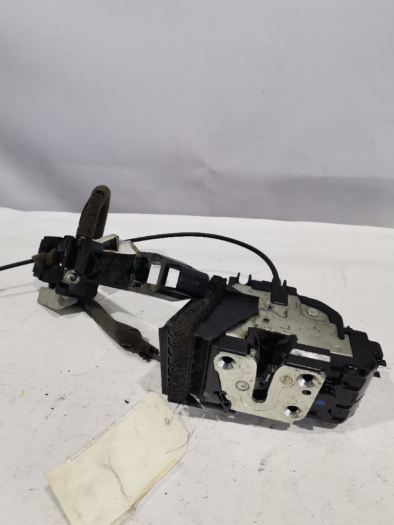 Fechadura Frente Lado Esquerdo NISSAN QASHQAI / QASHQAI +2 I (J10, NJ10, JJ10E) | 06 - 14