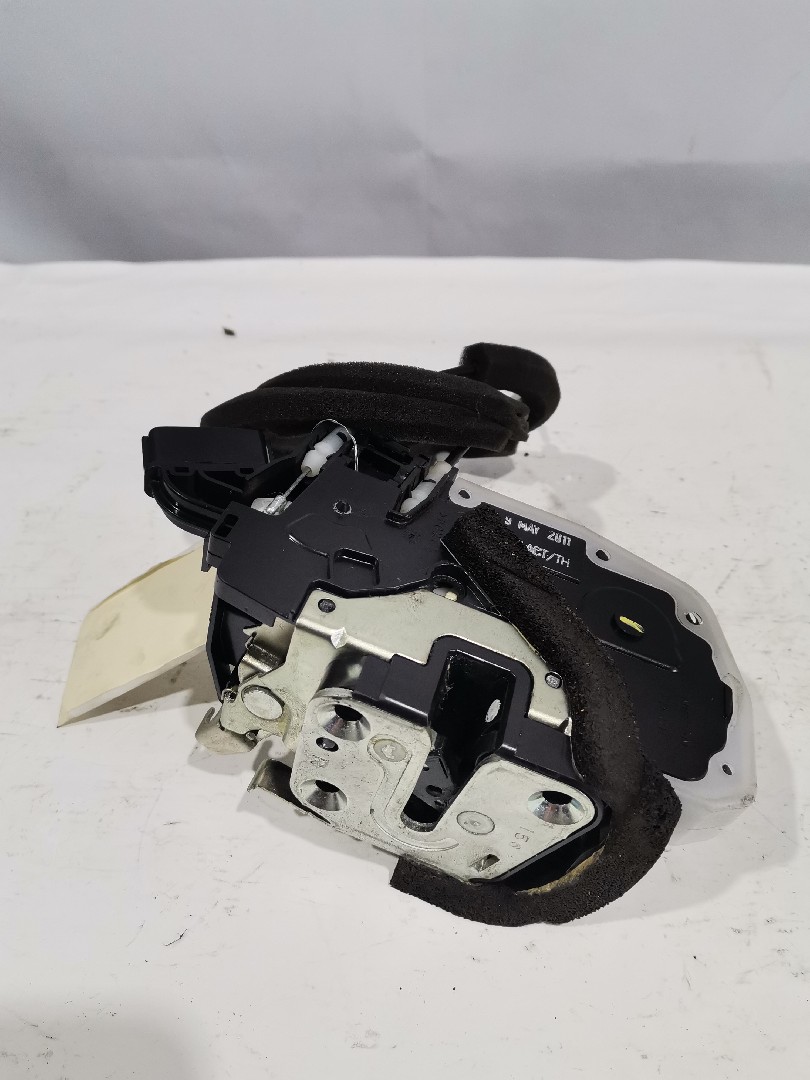 Fechadura Frente Lado Direito NISSAN MICRA IV (K13_) | 10 - 