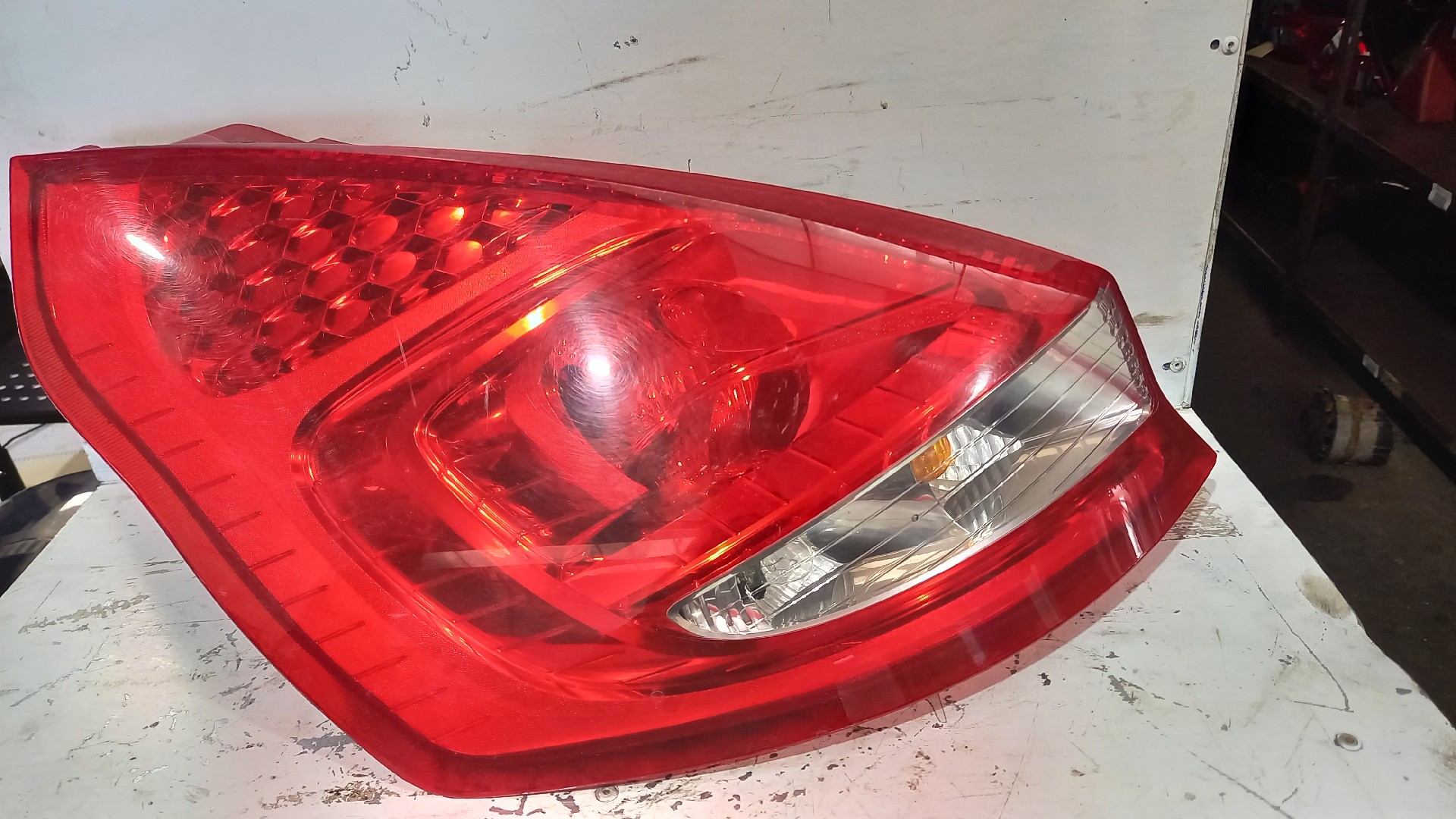 Farolim Traseiro Esquerdo FORD FIESTA VI (CB1, CCN) | 08 - 
