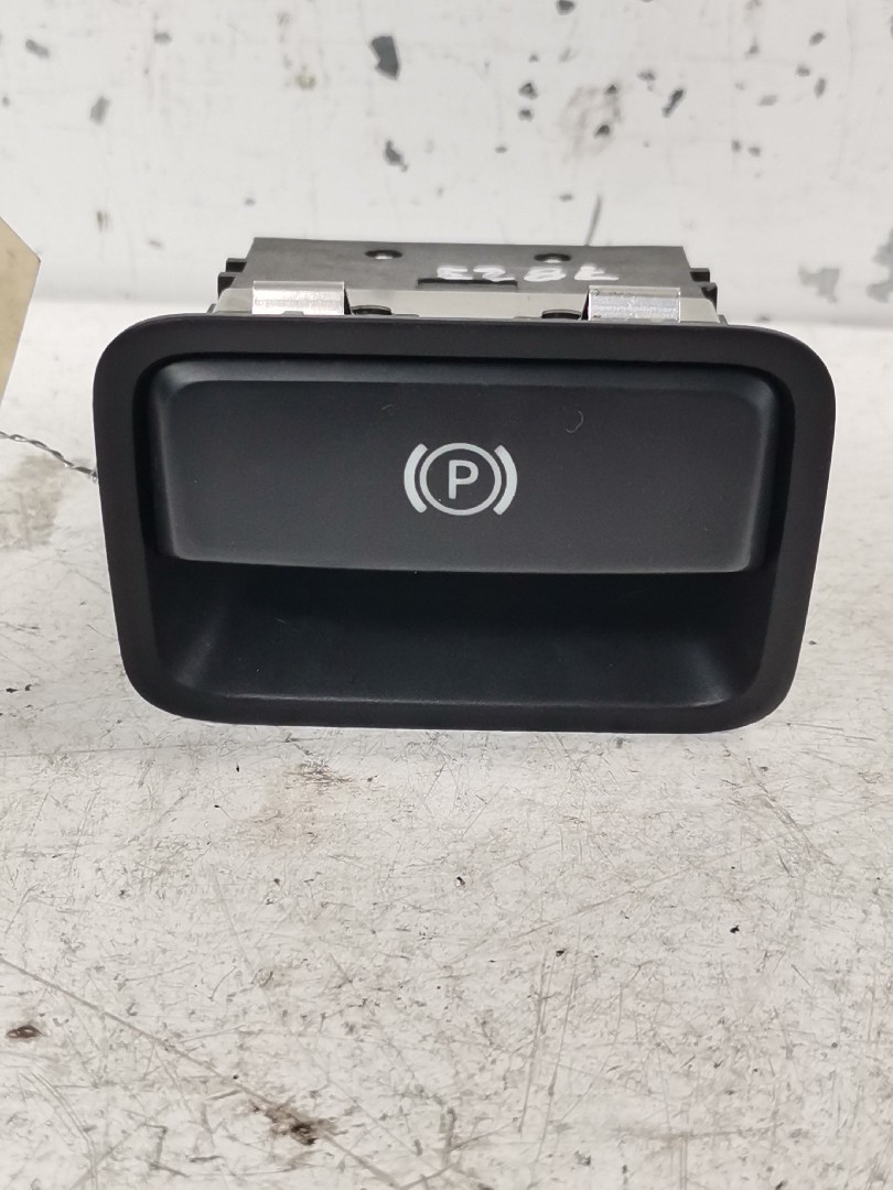 Botão / Interruptor Travão Parque MERCEDES-BENZ CLA Coupé (C117) | 13 - 19 Imagem-1