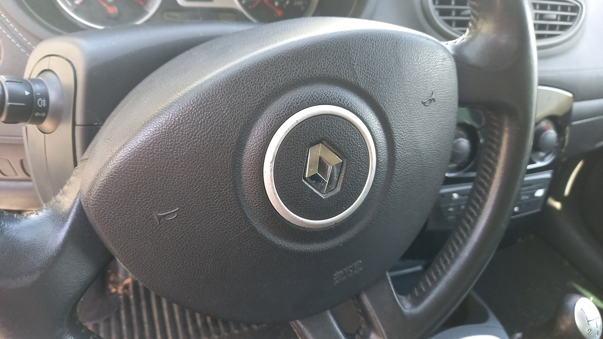 Driver Airbag RENAULT CLIO III (BR0/1, CR0/1) | 05 - 