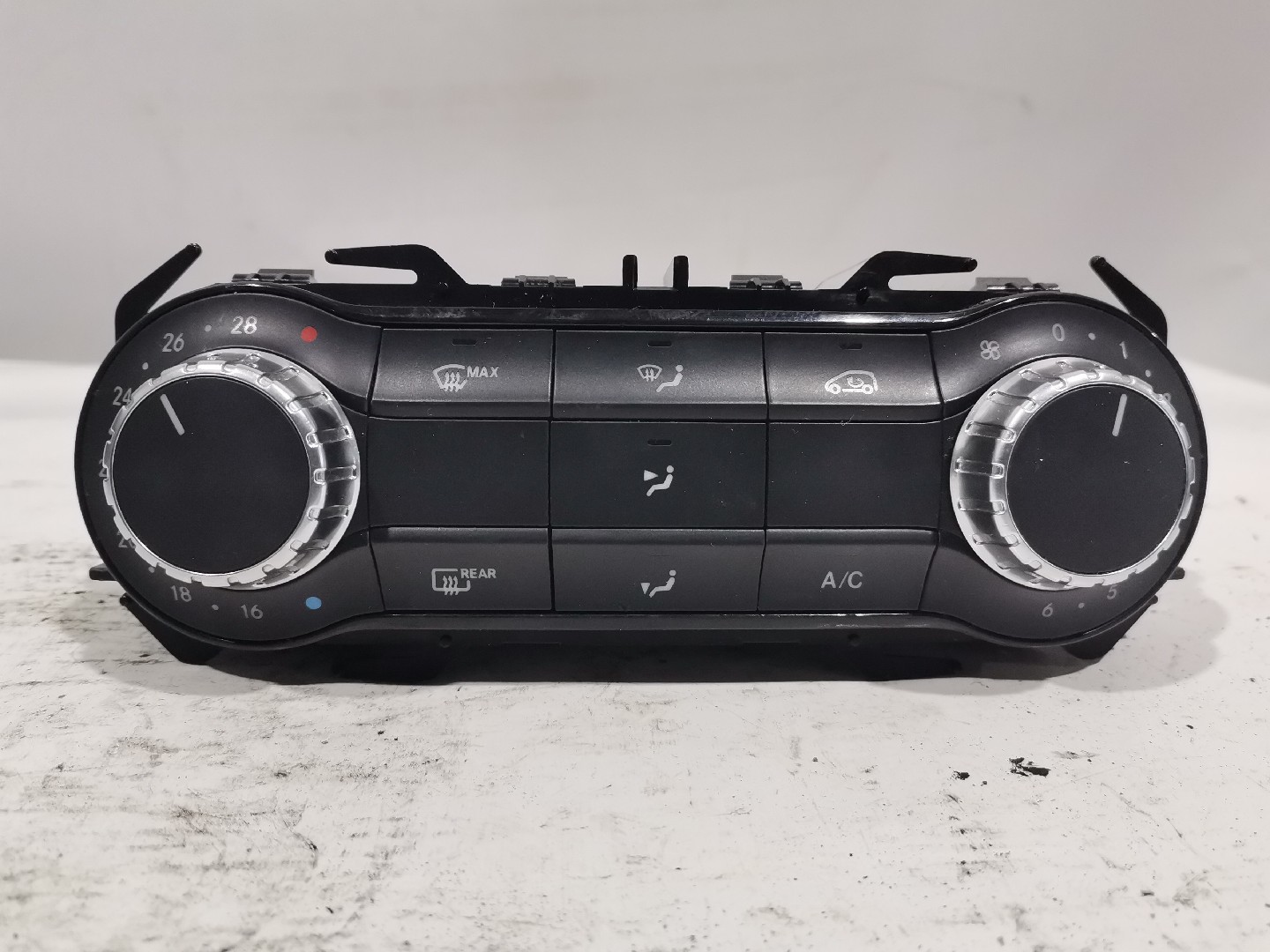 Comando Sofagem MERCEDES-BENZ A-CLASS (W176) | 12 - 18 Imagem-1