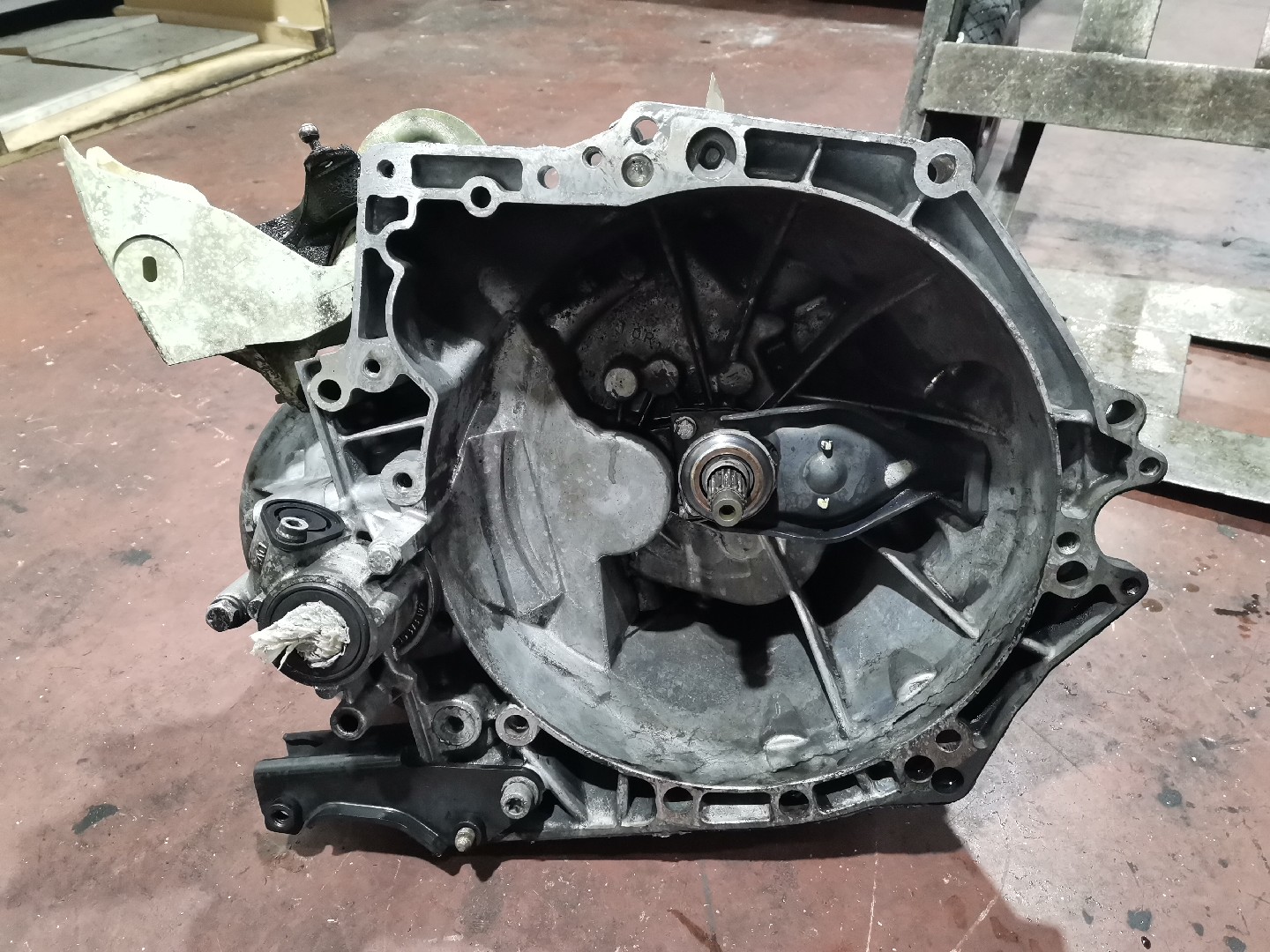 Caixa de Velocidades Manual PEUGEOT 207 (WA_, WC_) | 06 - 15