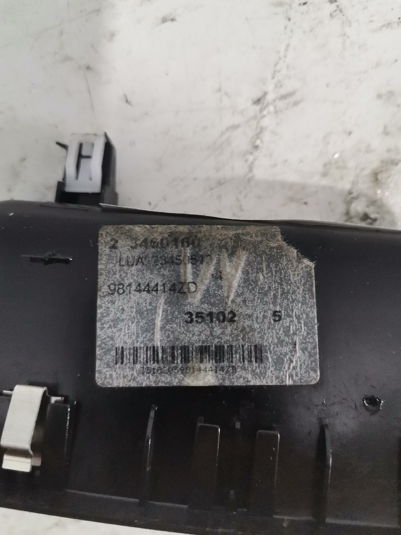 Botão / Interruptor Vidro Frente Esquerdo TOYOTA PROACE Caixa (MDZ_) | 16 -  Imagem-1