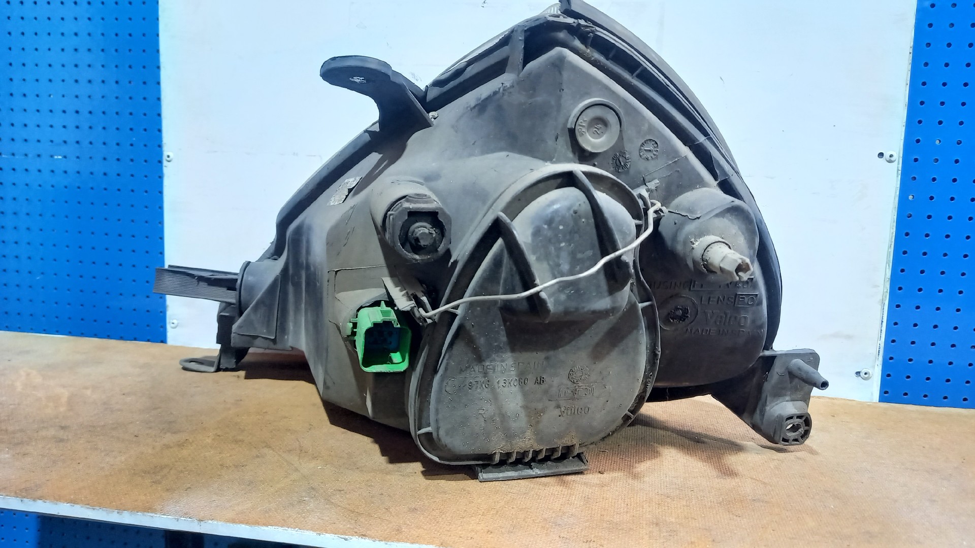 Ótica Direita FORD KA (RB_) | 96 - 08 Imagem-1