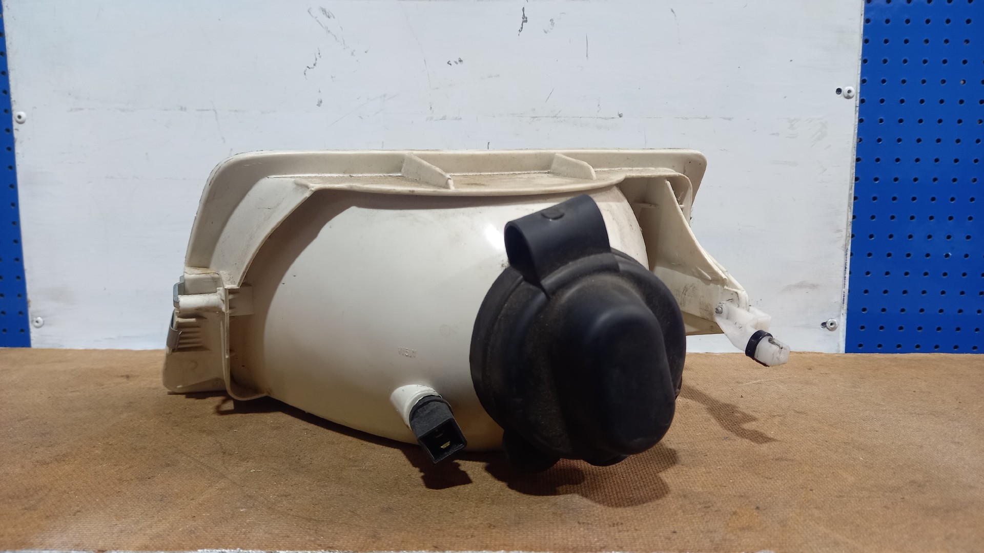 Faro Dcho PEUGEOT 205 II (20A/C) | 87 - 00 Imagem-1