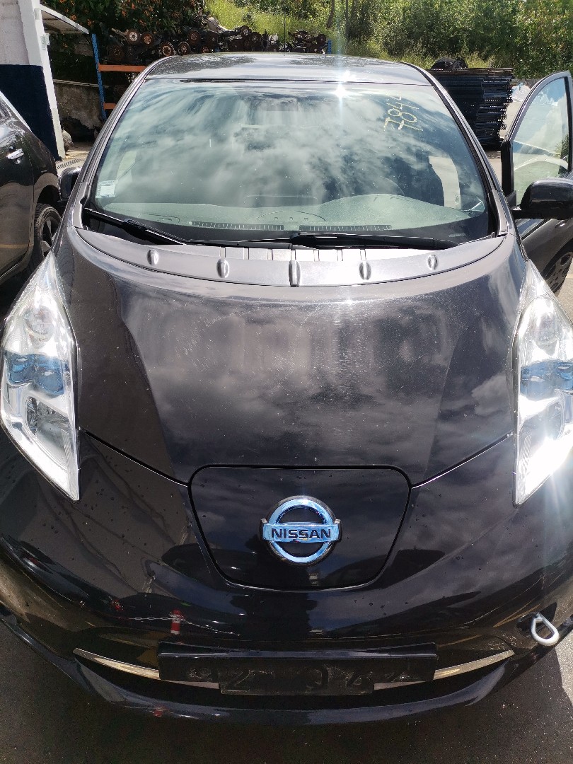 Capot NISSAN LEAF (ZE0) | 10 - 