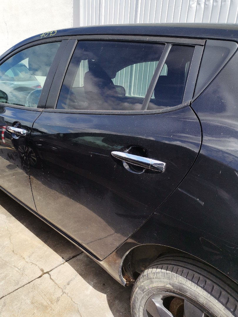 Porta Tras Lado Esquerdo NISSAN LEAF (ZE0) | 10 - 