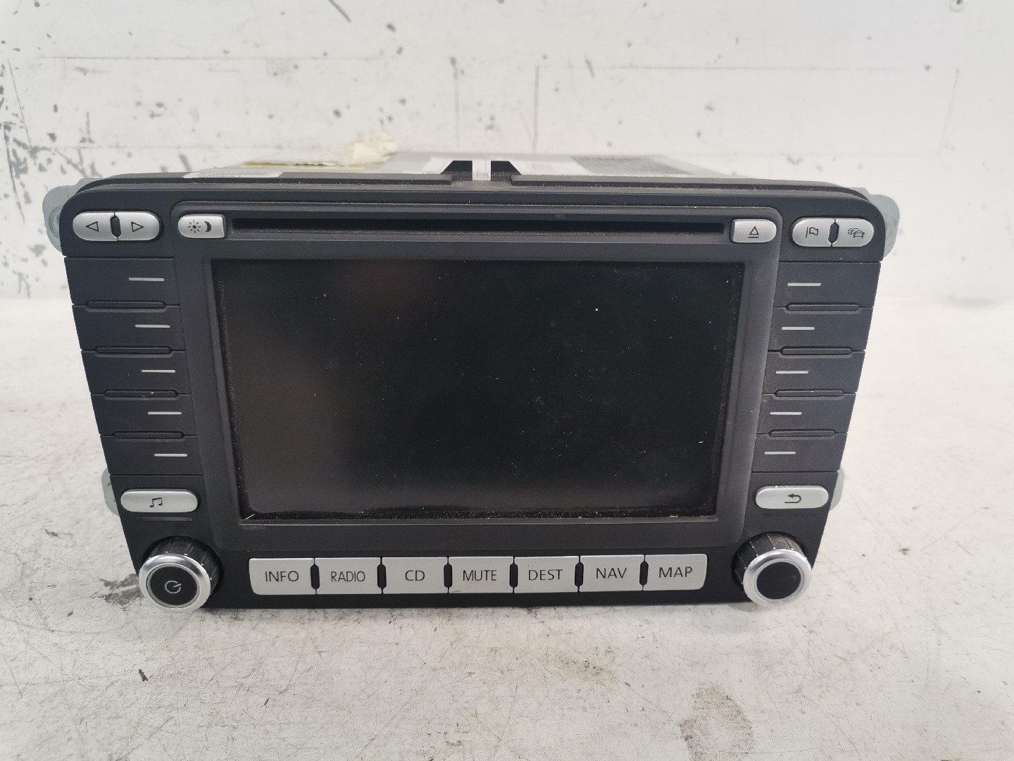 Rádio VOLKSWAGEN JETTA III (1K2) | 04 - 13