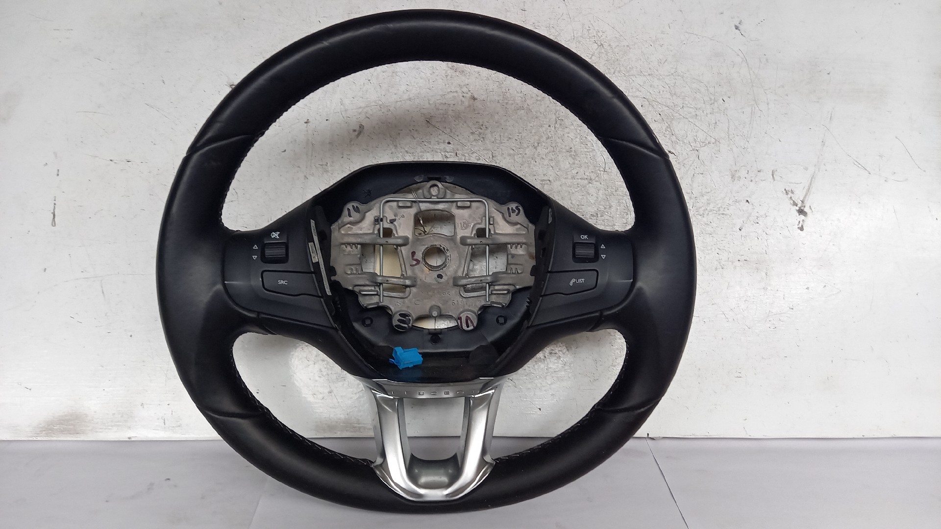 Volante PEUGEOT 2008 I (CU_) | 13 - 