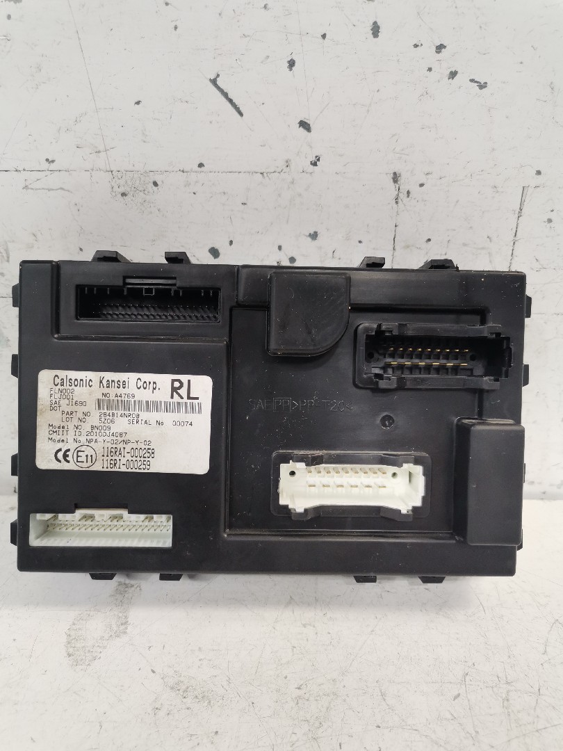 Módulo / Centralina NISSAN LEAF (ZE0) | 10 - 