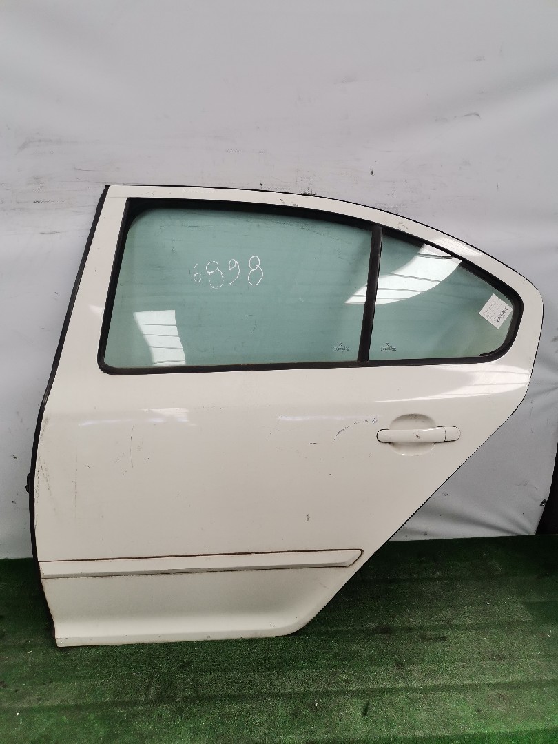 Porta Tras Lado Esquerdo SKODA OCTAVIA II (1Z3) | 04 - 13