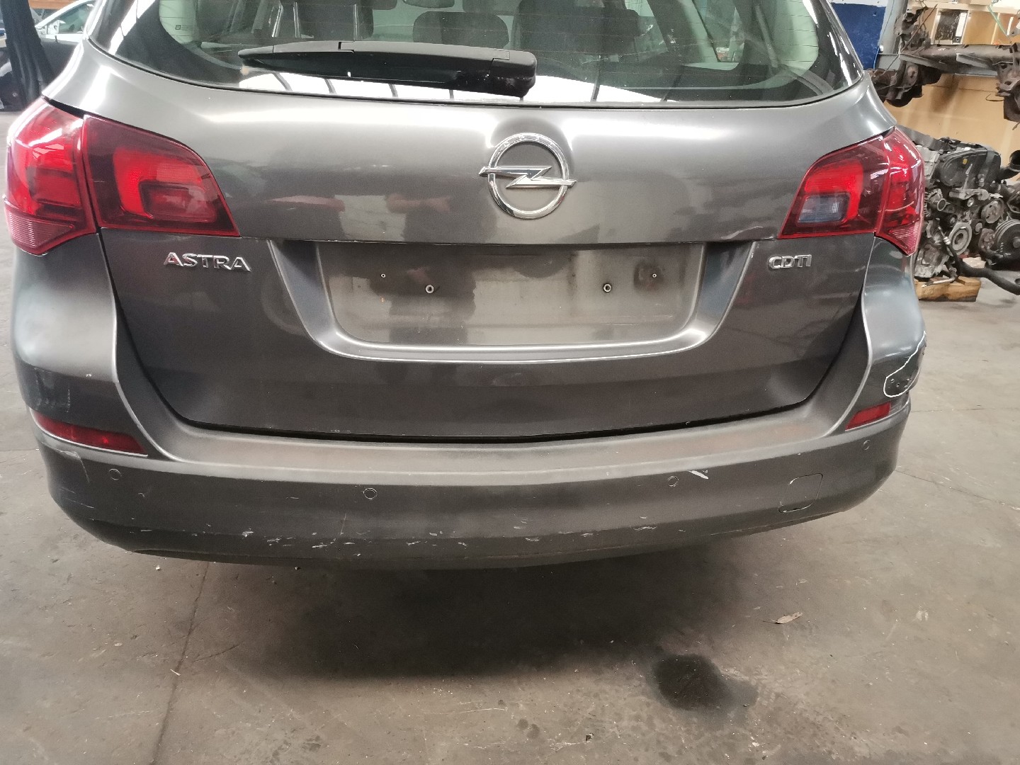 Pára-choques de Trás OPEL ASTRA J Sports Tourer (P10) | 10 - 15