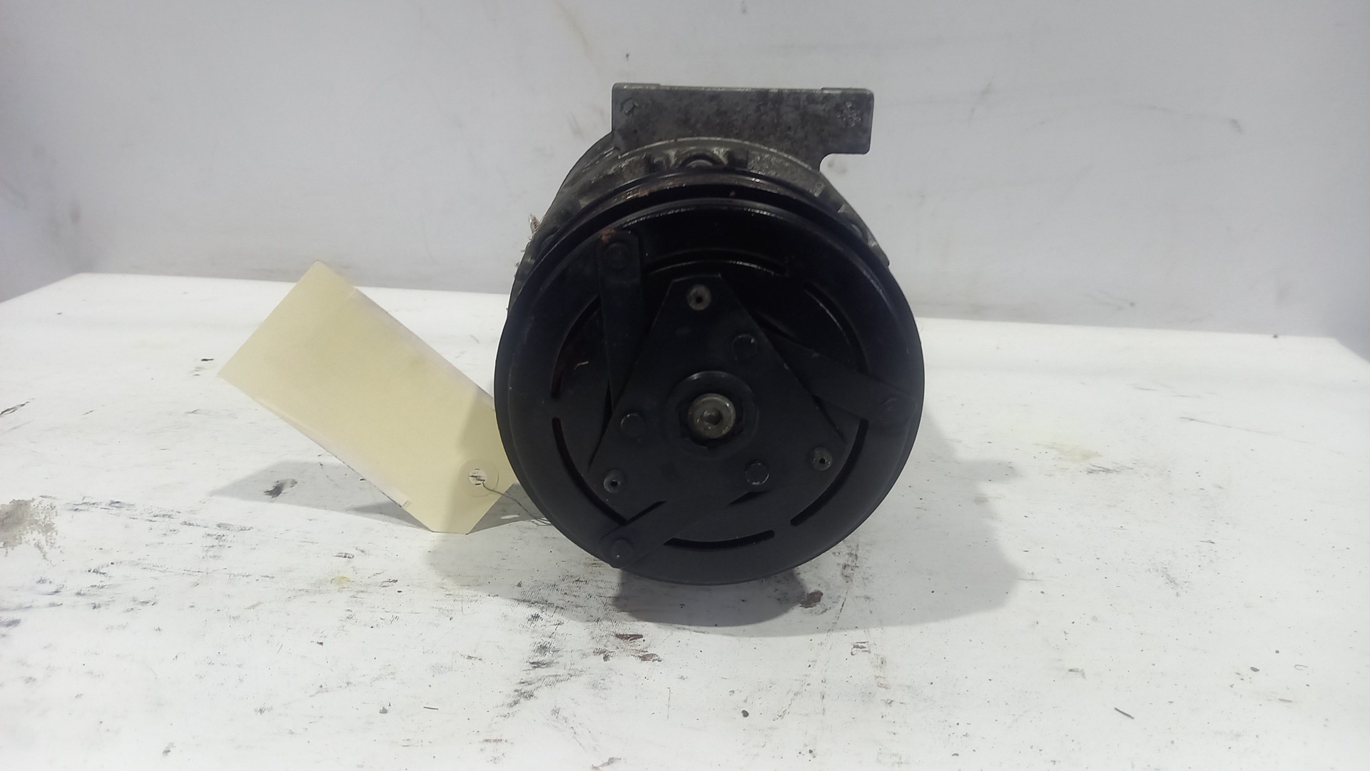 Compressor AC RENAULT TRAFIC II Caixa (FL) | 01 - 