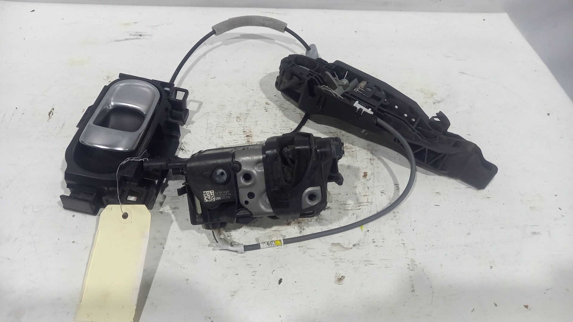 Fechadura Frente Lado Direito CITROEN C3 III (SX) | 16 - 