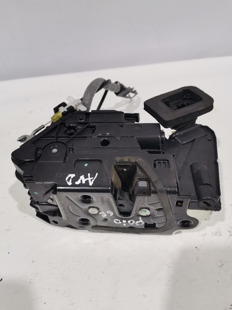 Fechadura Frente Lado Direito VOLKSWAGEN POLO (6R1, 6C1) | 09 - 